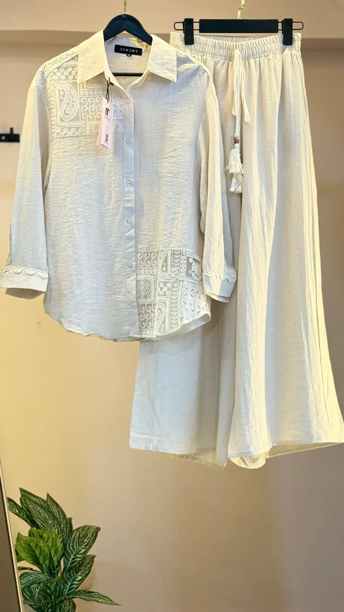 The Lace Edit